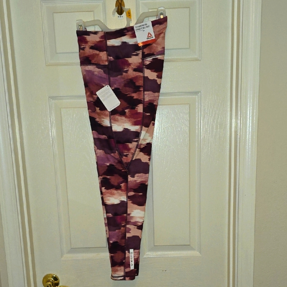 NWT Womens Reebok 7/8 Legging High Rise Size L - Picture 1 of 1